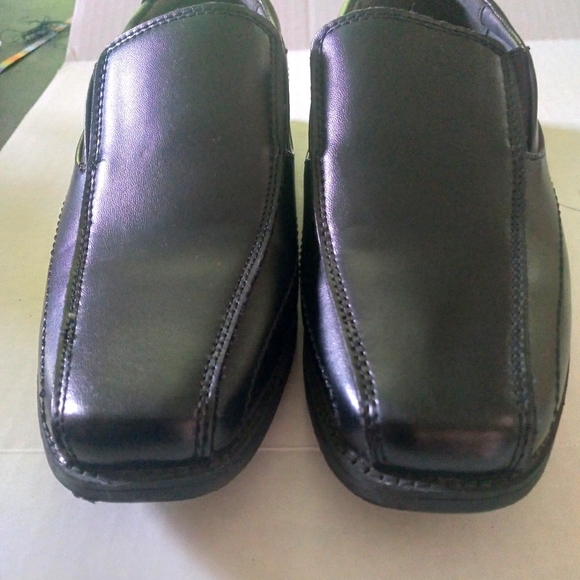 unknown Other - Boys dress shoes size 1